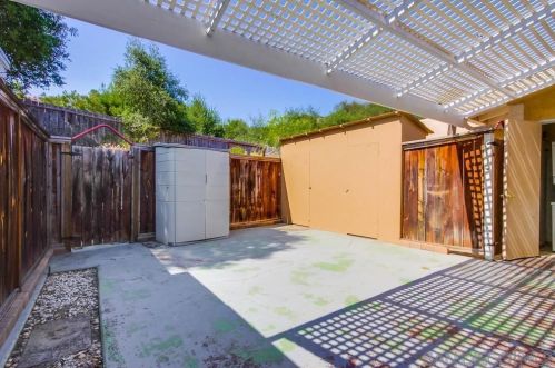 9075 Old Castle Rd, Valley Center CA 92082-5505 exterior