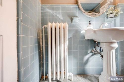 181 Cedar St, Ridgefield Park NJ  07660-1803 exterior