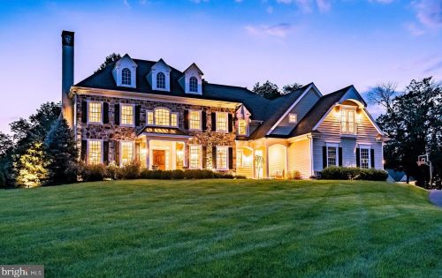303 Laurali Dr, Kennett Sq, PA 19348-1371