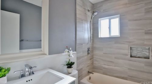 1825 Diana Ave, Anaheim CA  92805-5422 exterior