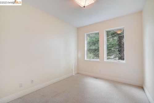 7164 Buckingham Blvd, Berkeley CA  94705-1715 exterior