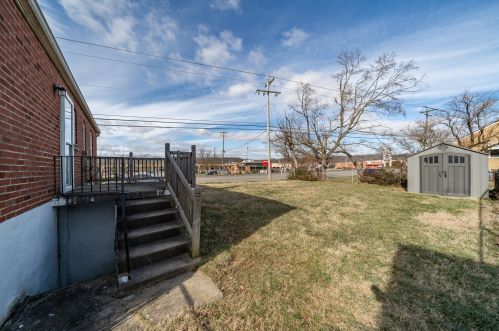 2 Janet Dr, Covington, KY 41015-1731