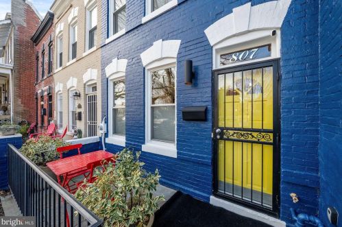 807 Kentucky Ave, Washington, DC 20003-3115