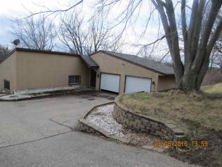 724 Rivercrest Dr, West Baraboo, WI 53913-2625