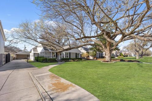 3527 Westcliff Rd, Fort Worth TX  76109-2821 exterior