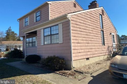 8 Fox Chase Dr, Blenheim, NJ 08012-4416