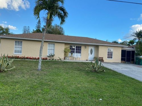 1974 45th St, Naples, FL 34116-5824