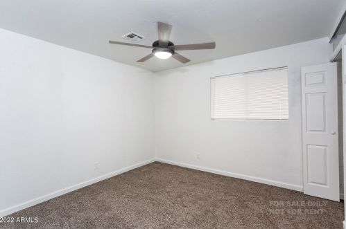 3044 39th Ave, Phoenix AZ 85029-3117 exterior