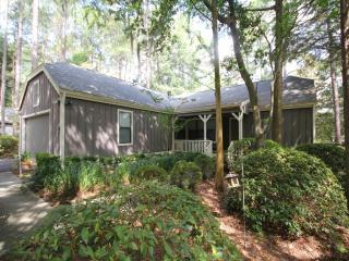 7700 47th Ln, Gainesville, FL 32608-4474