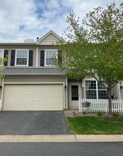 4577 Victor Path, Lino Lakes, MN 55038-5421
