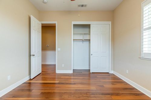 1786 Cornerstone Dr, Ripon CA  95366-9493 exterior