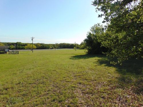 4710 Mineral Wl Hwy, Weatherford TX  76088-6714 exterior