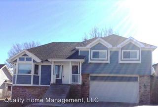 620 Dehoff Dr, Manhattan KS  66502-8019 exterior