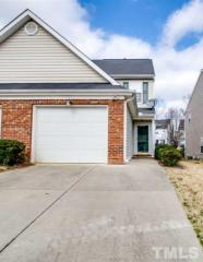 2028 Thornblade Dr, Raleigh NC  27604-6429 exterior