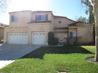 11554 Chestnut Ridge St, Moorpark CA  93021-3303 exterior
