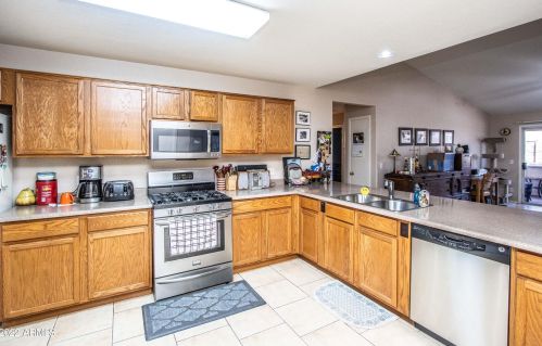 18221 144th Ave, Sun City AZ 85374-4239 exterior