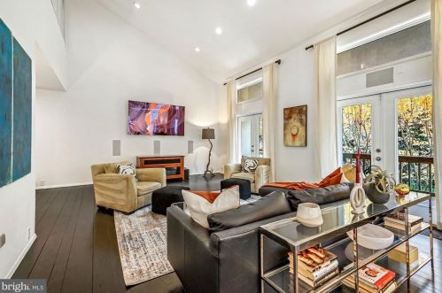 2810 Battery Pl, Washington DC  20016-3439 exterior