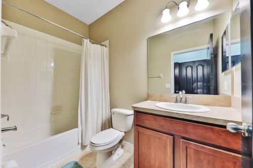 10719 Carloway Hills Dr, Wimauma FL  33598-6140 exterior