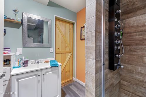 3 Hayer St, Adams MA exterior