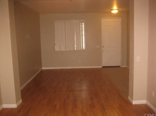 14531 Hummingbird Rd, Victorville, CA 92394-7574
