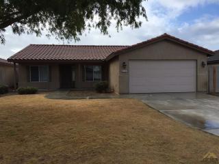 2115 Salvatore Ave, Bakersfield, CA 93313-5589