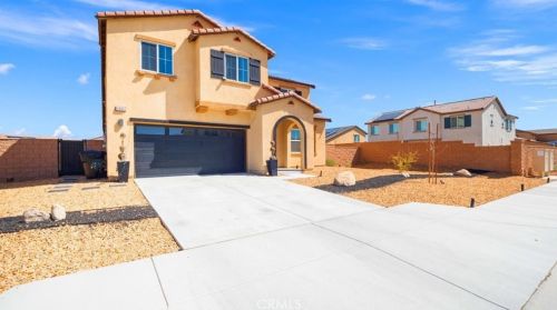11886 Sierra Rd, Victorville, CA 92392-6833