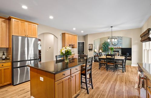 10647 48th Ave, Kenosha, WI 53158-3529