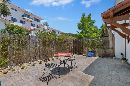 601 Micheltorena St, Santa Barbara CA  93103-2265 exterior