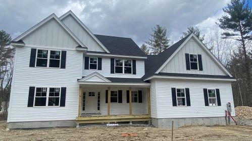 118 Bluff St, Salem, NH 03079-1522