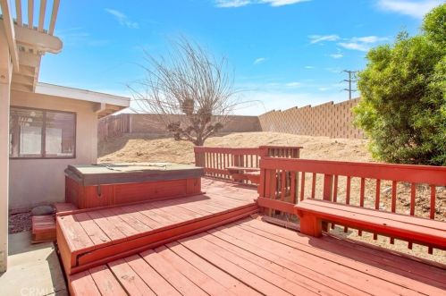5334 Lilac St, San Bernardino CA  92407-2467 exterior