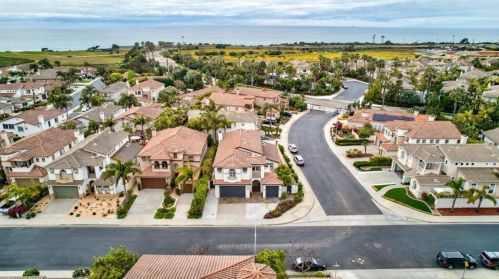 7437 Magellan St, Carlsbad CA  92011-5412 exterior