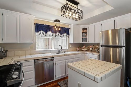 1128 Gorham Ave, Modesto CA  95350-4674 exterior