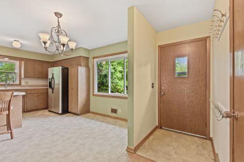 3800 Pierce St, Minneapolis MN  55421-4021 exterior