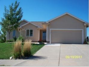 21426 Mcclellan Cir, Gretna, NE 68028-6910