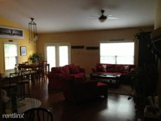 2402 Smithland Ln, Knoxville, TN 37931-3433