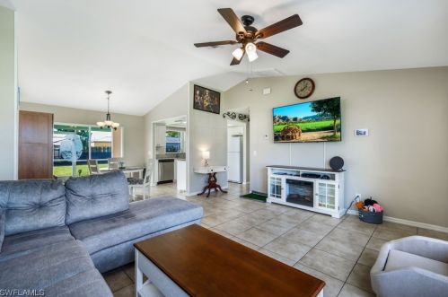 1408 1st Ter, Cape Coral, FL 33909-2640