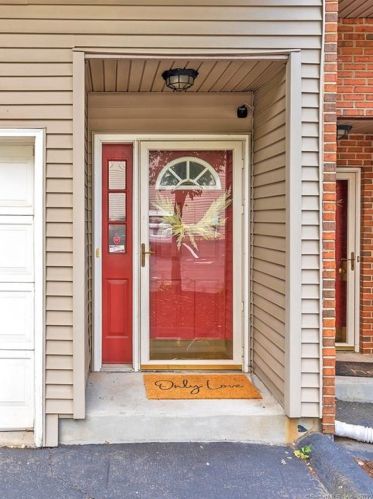70 Mountain Rd, New Britain, CT 06053-3469