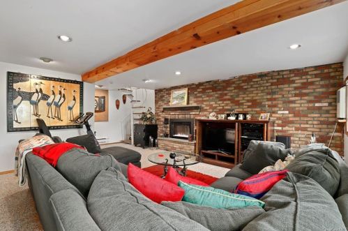 44 Chippewa Rd, Tompkins Corners NY  10579-1506 exterior