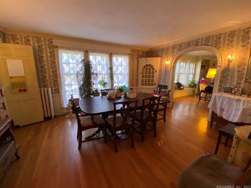 300 Old Mill Rd, Middletown, CT 06457-2453