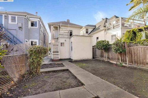 478 36 St, Oakland CA 94609-2327 exterior