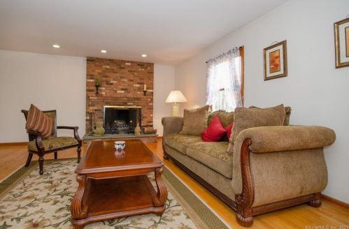 14 Foote Hill Rd, Northford CT  06472-1335 exterior