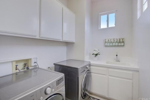 5391 Evening Sky Dr, Simi Valley CA  93063-5744 exterior