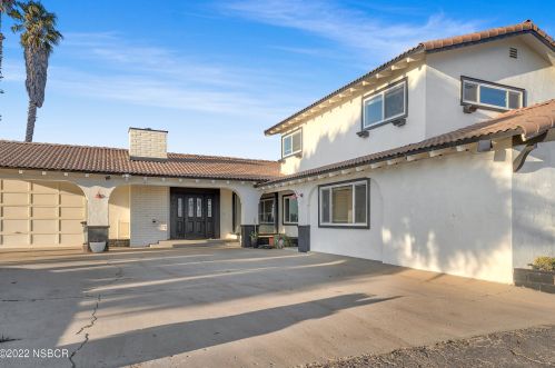 2101 Betteravia Rd, Santa Maria, CA 93455-5925