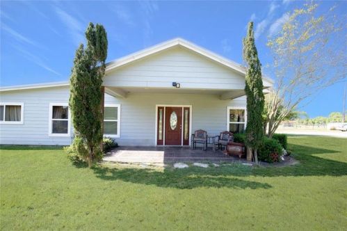 5950 County Road 331, Plantersville, TX 77363-8403