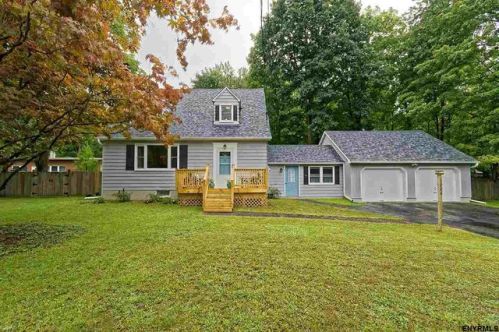 1994 Brookview Rd, Castleton NY  12033-9755 exterior