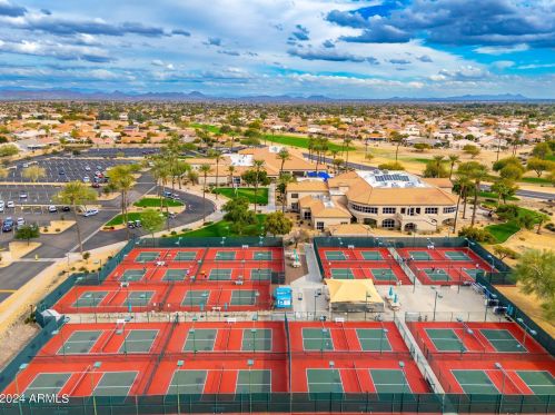 22033 Golf Club Dr, Sun City AZ 85375-2078 exterior