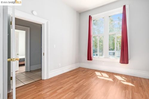 760 29th St, Oakland CA  94606-3510 exterior