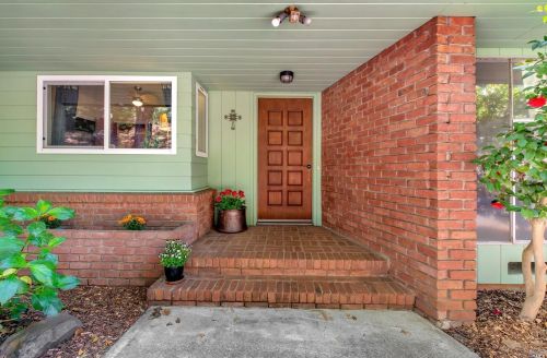 3802 Chanate Rd, Santa Rosa CA  95404-1840 exterior