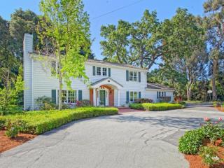 100 Fair Oaks Ln, Menlo Park, CA 94027-3059