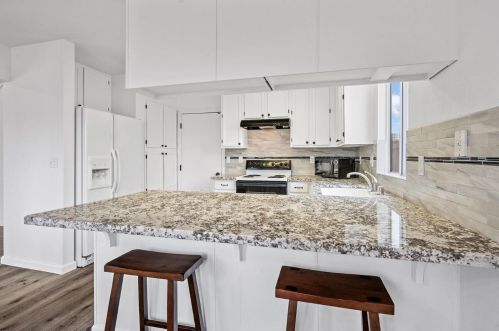 15530 Lottie Way, Lathrop CA  95330-9475 exterior